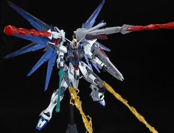 MG フリーダムガンダムVer.2.0 フルバーストモード スペシャルコーティングVer
